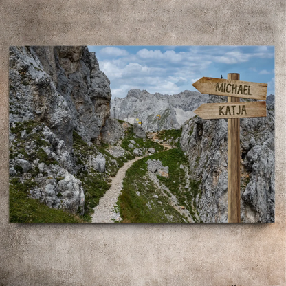 Personalisierbare Leinwand Wegweiser Berg