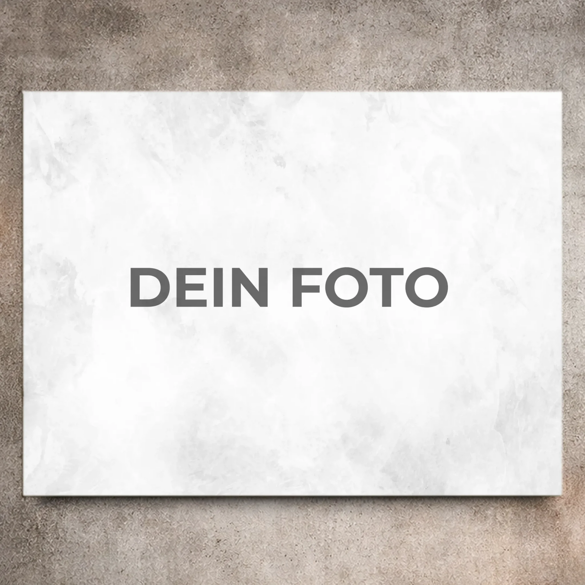 Hochwertiges Leinwandbild mit personalisiertem Foto, querformat, ideal für individuelle Wanddekorationen
